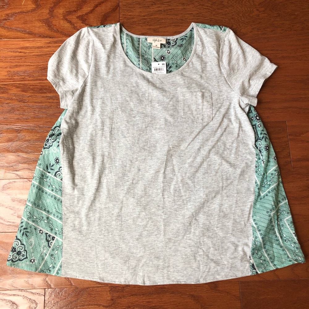 Style & Co brand grey top w/blue green pattern